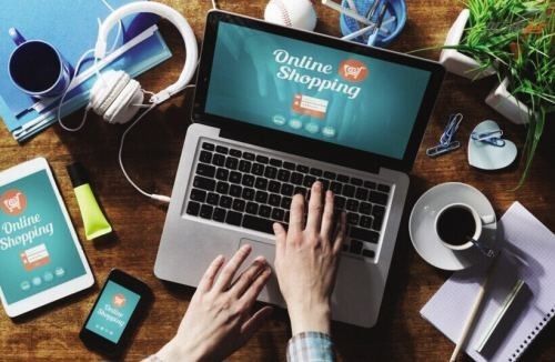 最后來說一個(gè)正能量的故事，一個(gè)關(guān)于兩代人理性消費(fèi)理性投資的故事。