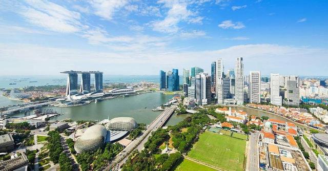 低齡留學(xué)家長要不要陪讀？解讀各國陪讀政策！